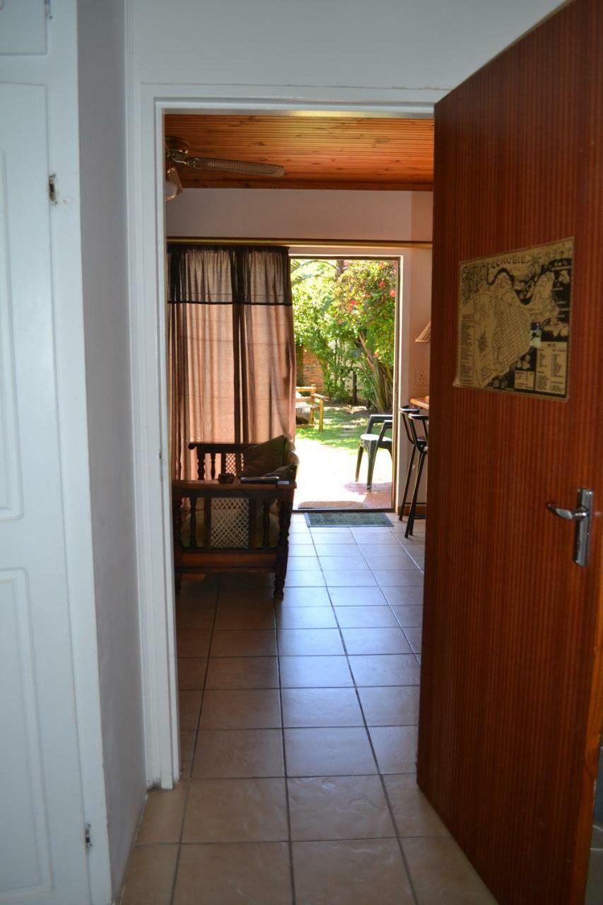 Hotel Crowned Crane Gonubie Exterior foto