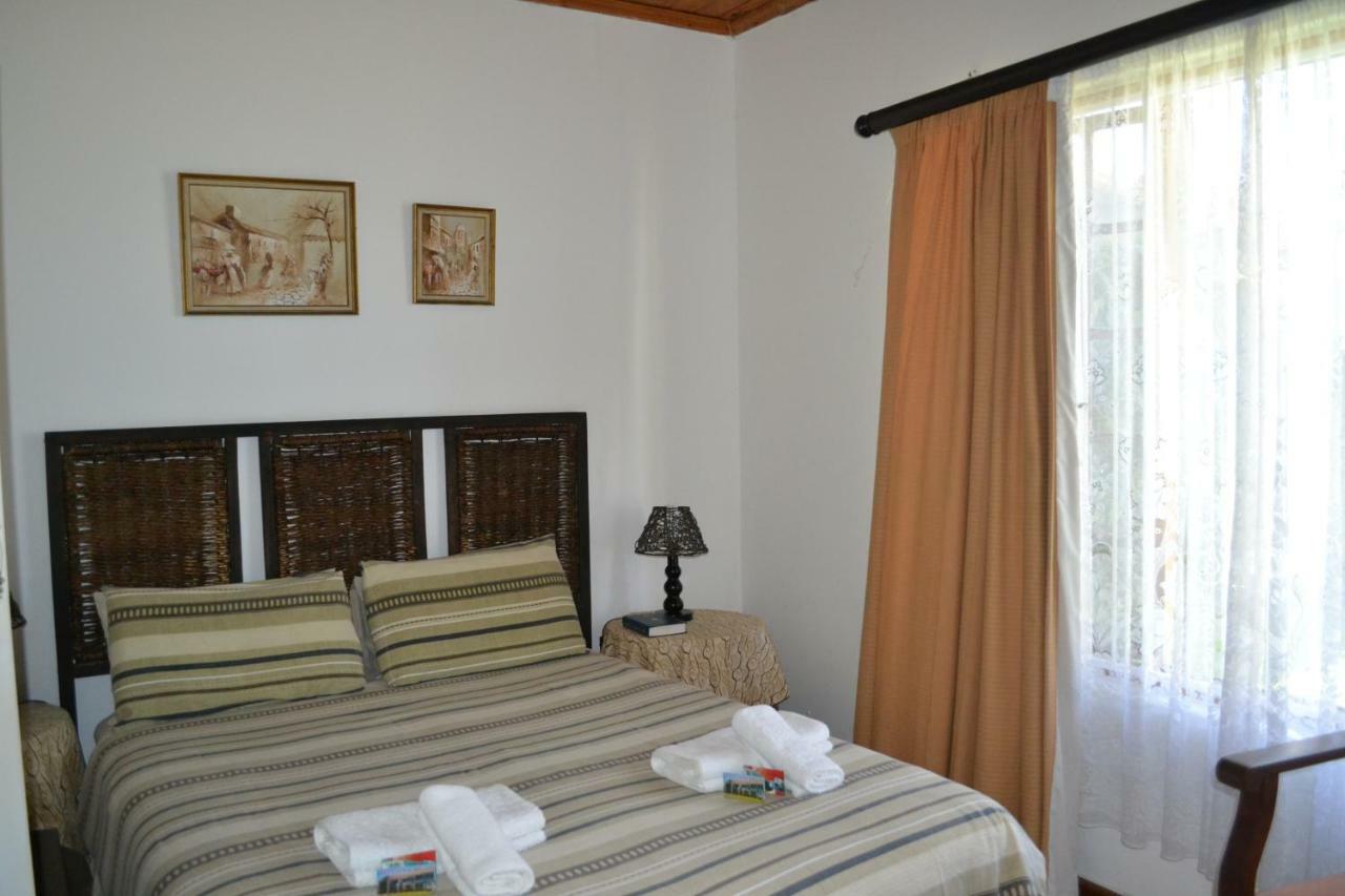 Hotel Crowned Crane Gonubie Exterior foto